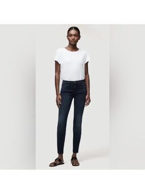 The FRAME Denim Le Skinny De Jeanne in Porter